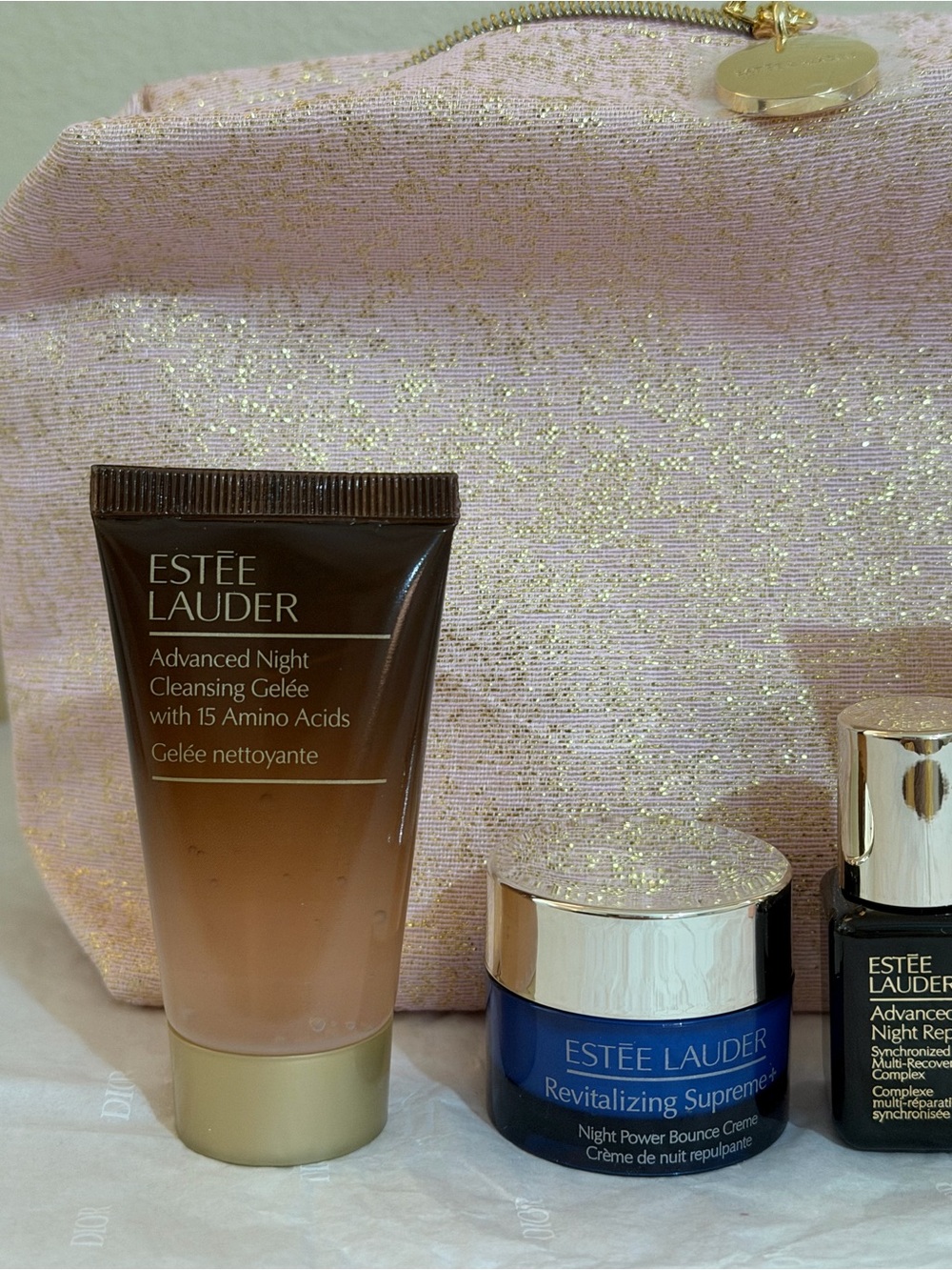 Estee Lauder Pink Glitter Cosmetic Pouch with Skincare & Lipstick - Picture 6 of 12